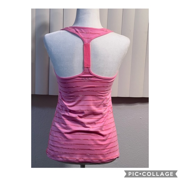 Lorna Jane Stripped Pink  Approx Small Women’s Top - Picture 2 of 10